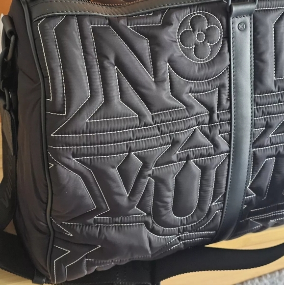 LOUIS VUITTON Embroidered Keepall Bandouliere 50 Black LIMITED Edition - Picture 9 of 16